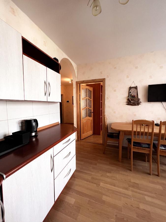 Apartment Juros Melis Nida Exteriör bild
